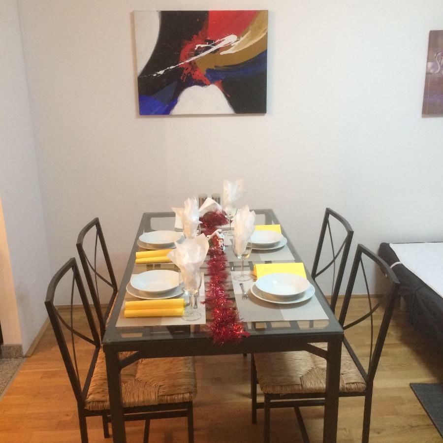 Lg Lovely Apartment 施托克劳 外观 照片