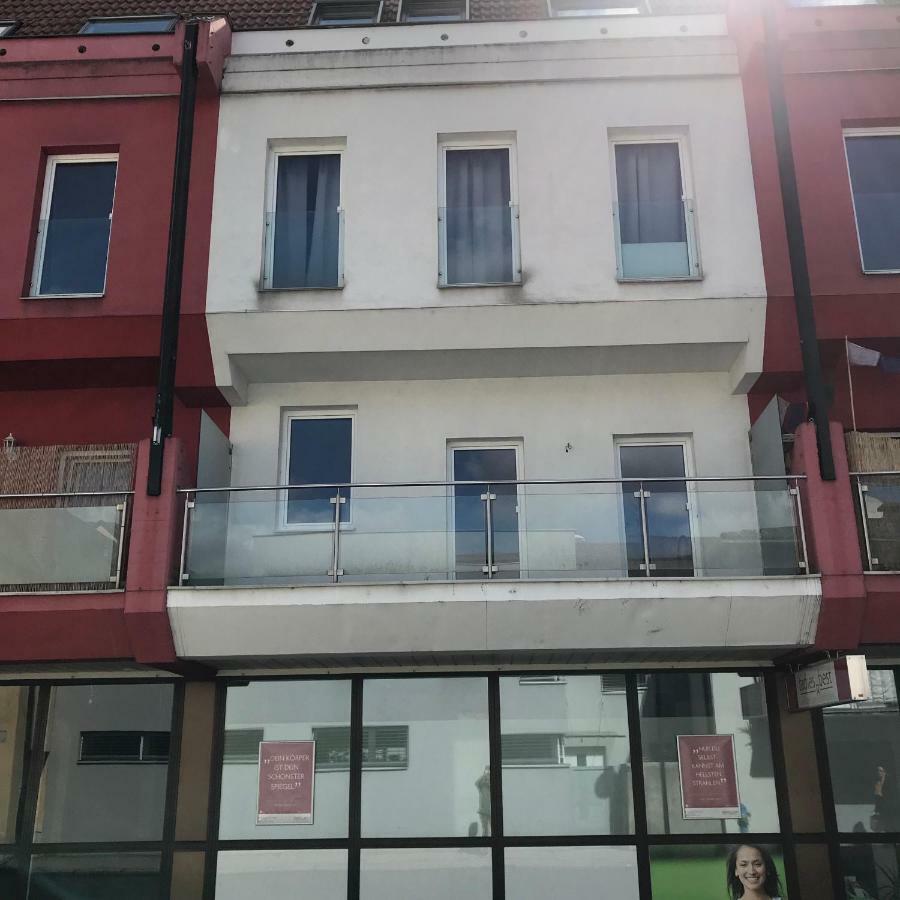 Lg Lovely Apartment 施托克劳 外观 照片